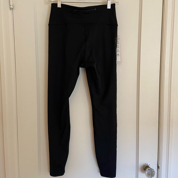 Good American “The Core Power Legging” in black - Picture 3 of 10